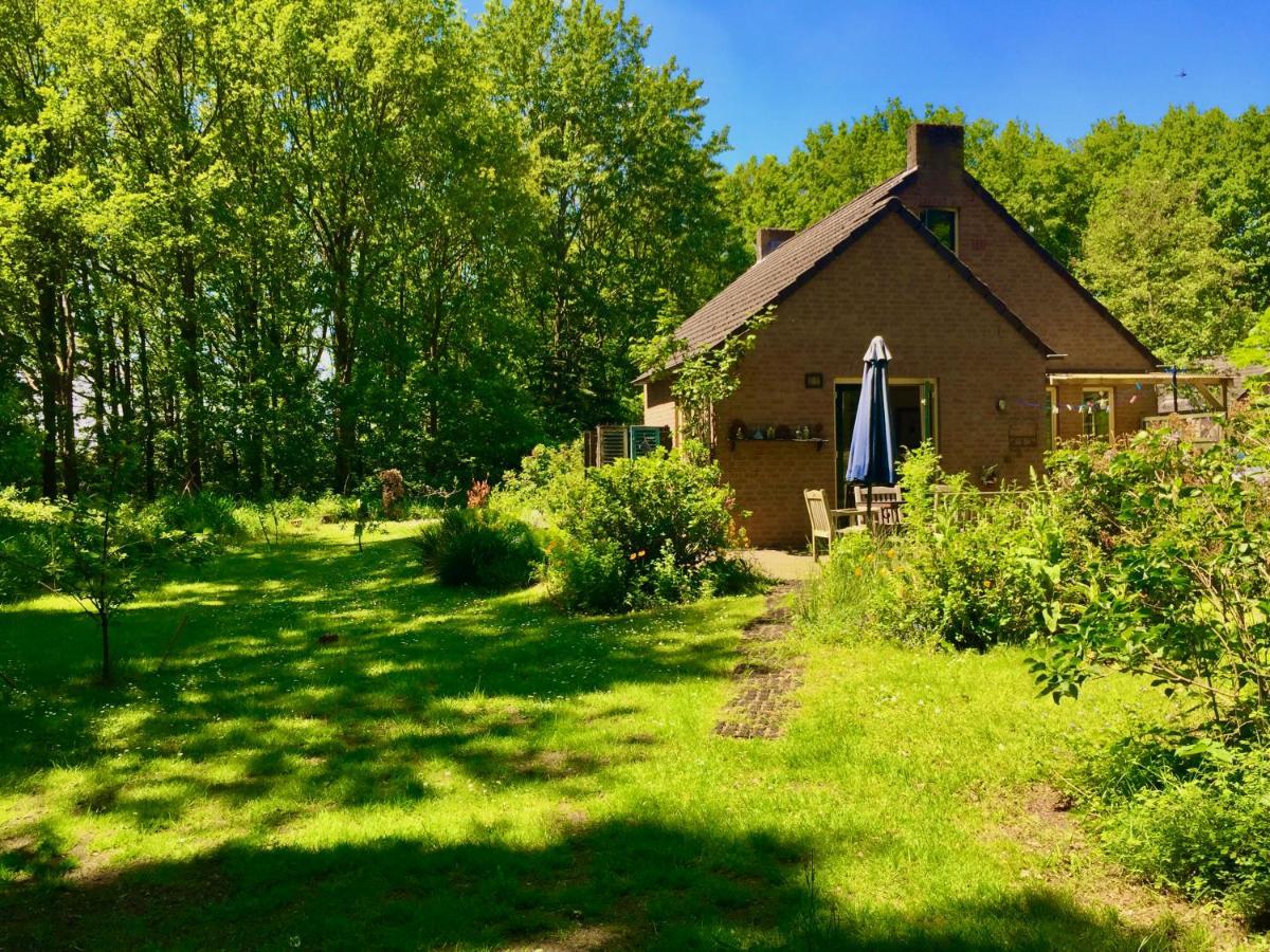 Blauwe Lelie Villa Ewijk Eksteriør bilde
